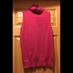 Old Navy Sleeveless Top, Size L